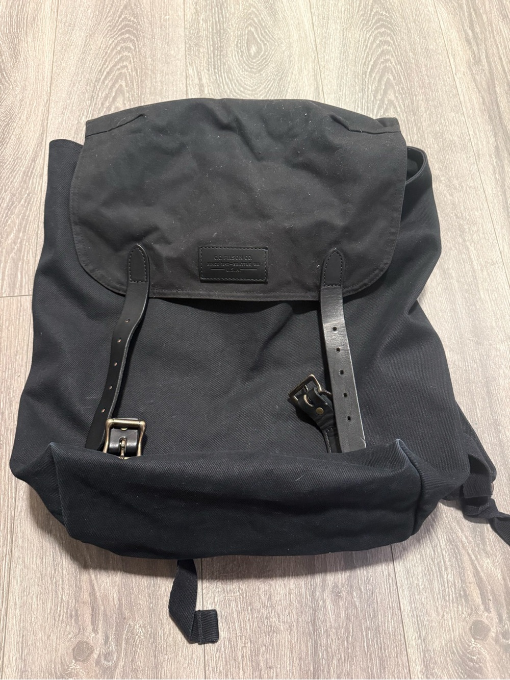 Filson Ranger Canvas Backpack – Black - Picture 2 of 9